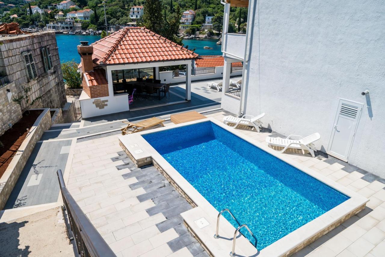 Mata Family Apartments Molunat Esterno foto